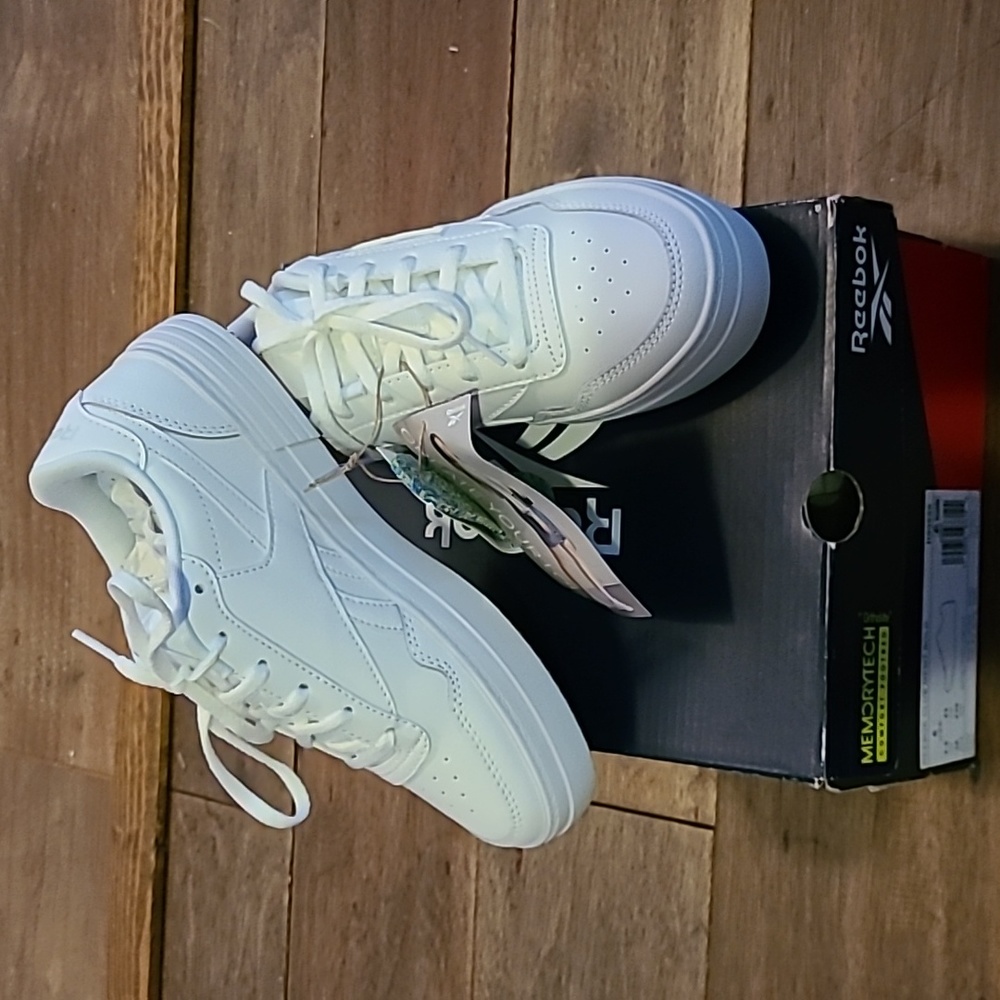 Reebok Club Memt Bold Sneakers